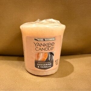 2 Pack Yankee Candle Votive Tangerine & Vanilla